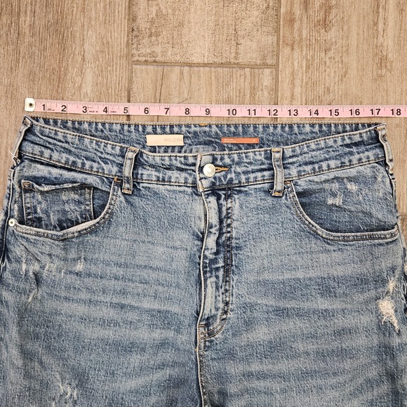 PILCRO High Rise Relaxed Fit Jeans Womens Size 31 Distressed Light Wash Denim - Picture 2 of 12